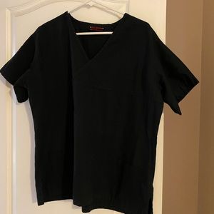 Black scrub top  XL  V neck two pocket and side slits. Melrose uniforms.
